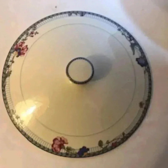 Oneida Vintage Blue Lattice 2 Quart Round Covered Casserole W/ Lid Fine Porcelai - Picture 10 of 11